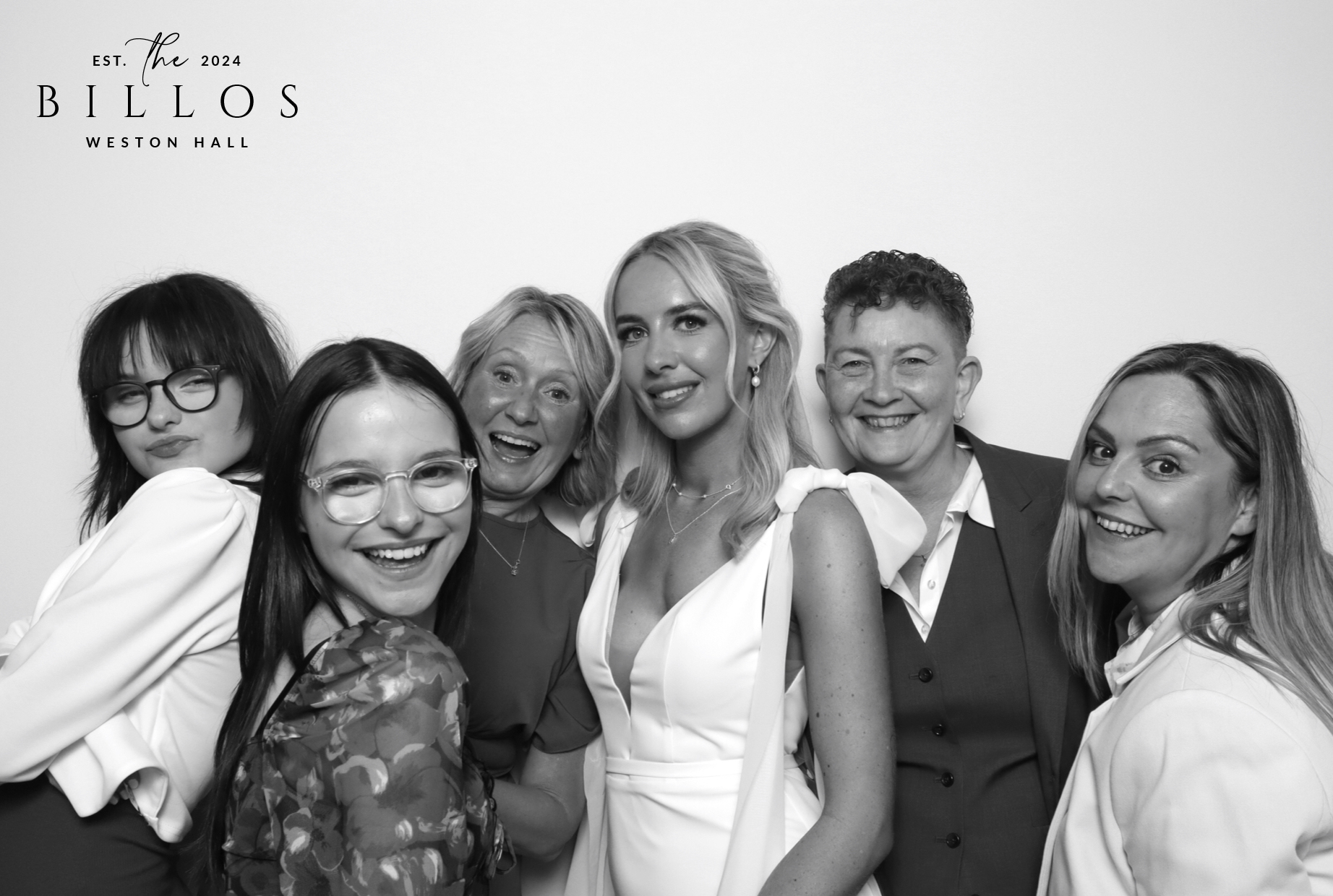 Meg & Matt | View more photos from the event at images.mobile-photo-booth.com/u/MobilePhotoBoothUK/Meg-Matt