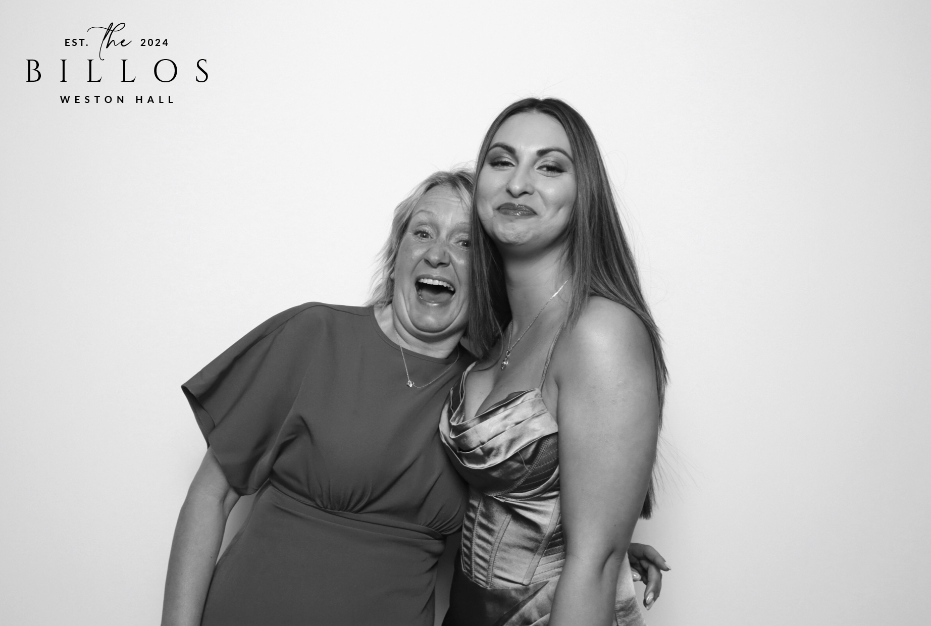 Meg & Matt | View more photos from the event at images.mobile-photo-booth.com/u/MobilePhotoBoothUK/Meg-Matt