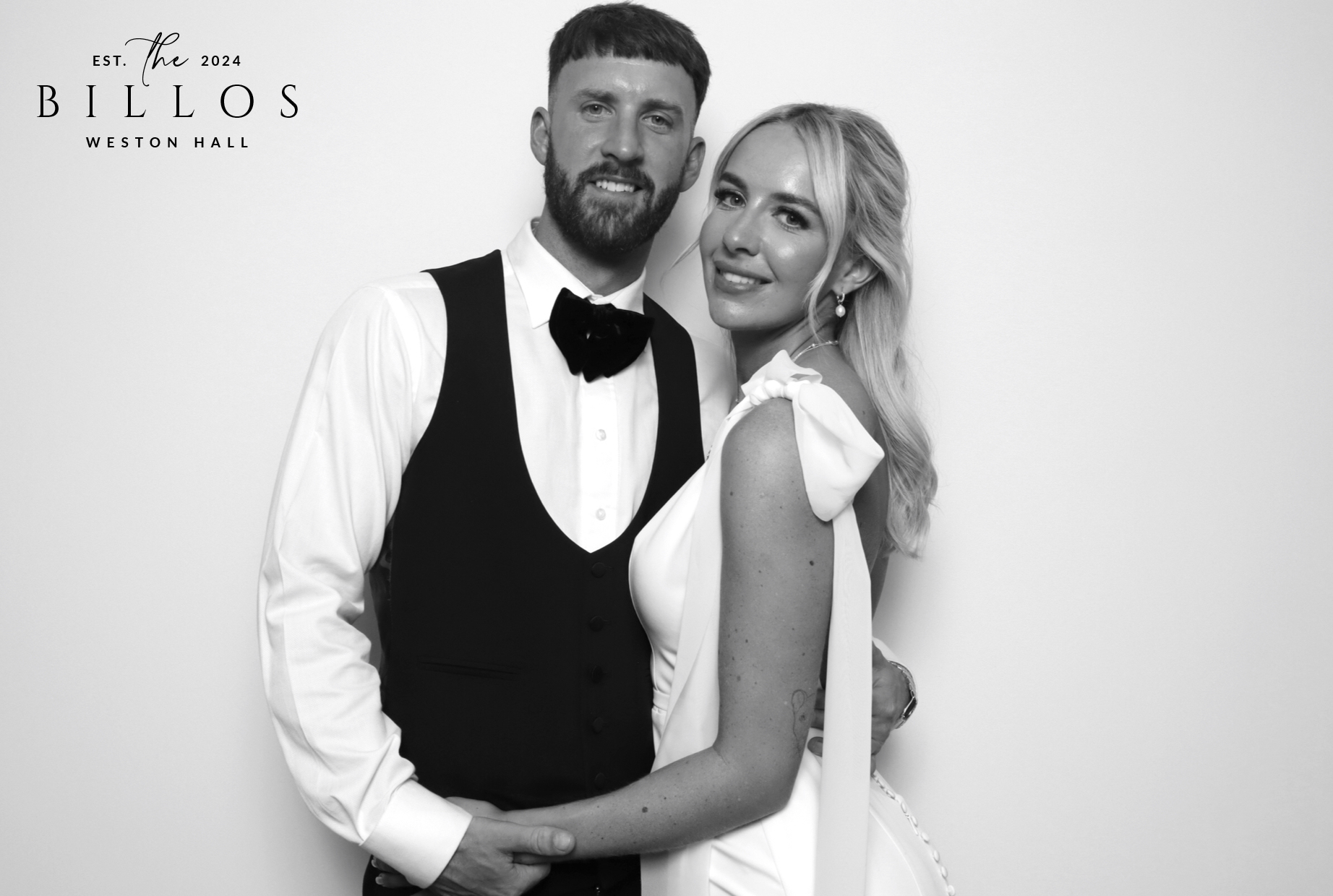 Meg & Matt | View more photos from the event at images.mobile-photo-booth.com/u/MobilePhotoBoothUK/Meg-Matt