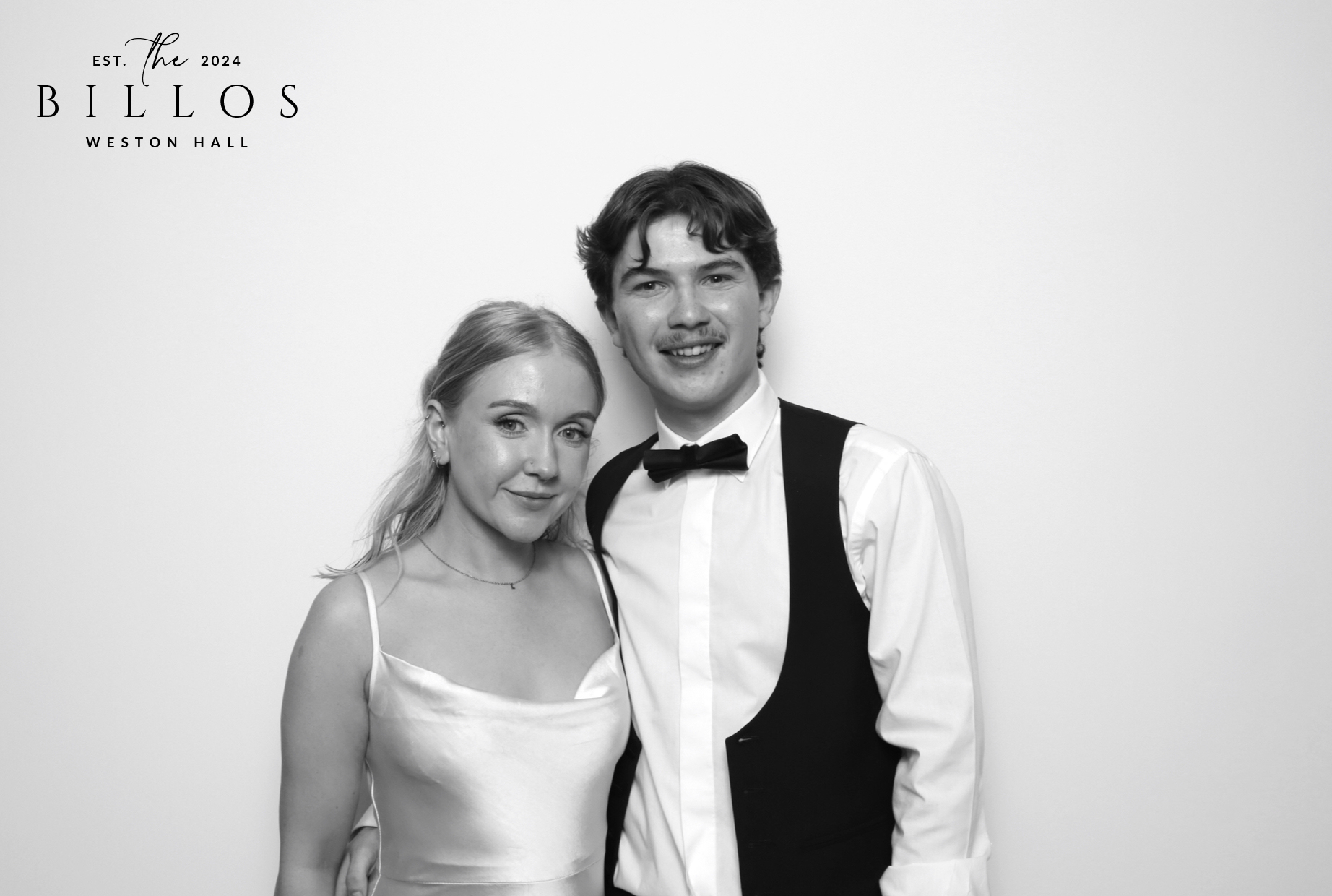 Meg & Matt | View more photos from the event at images.mobile-photo-booth.com/u/MobilePhotoBoothUK/Meg-Matt