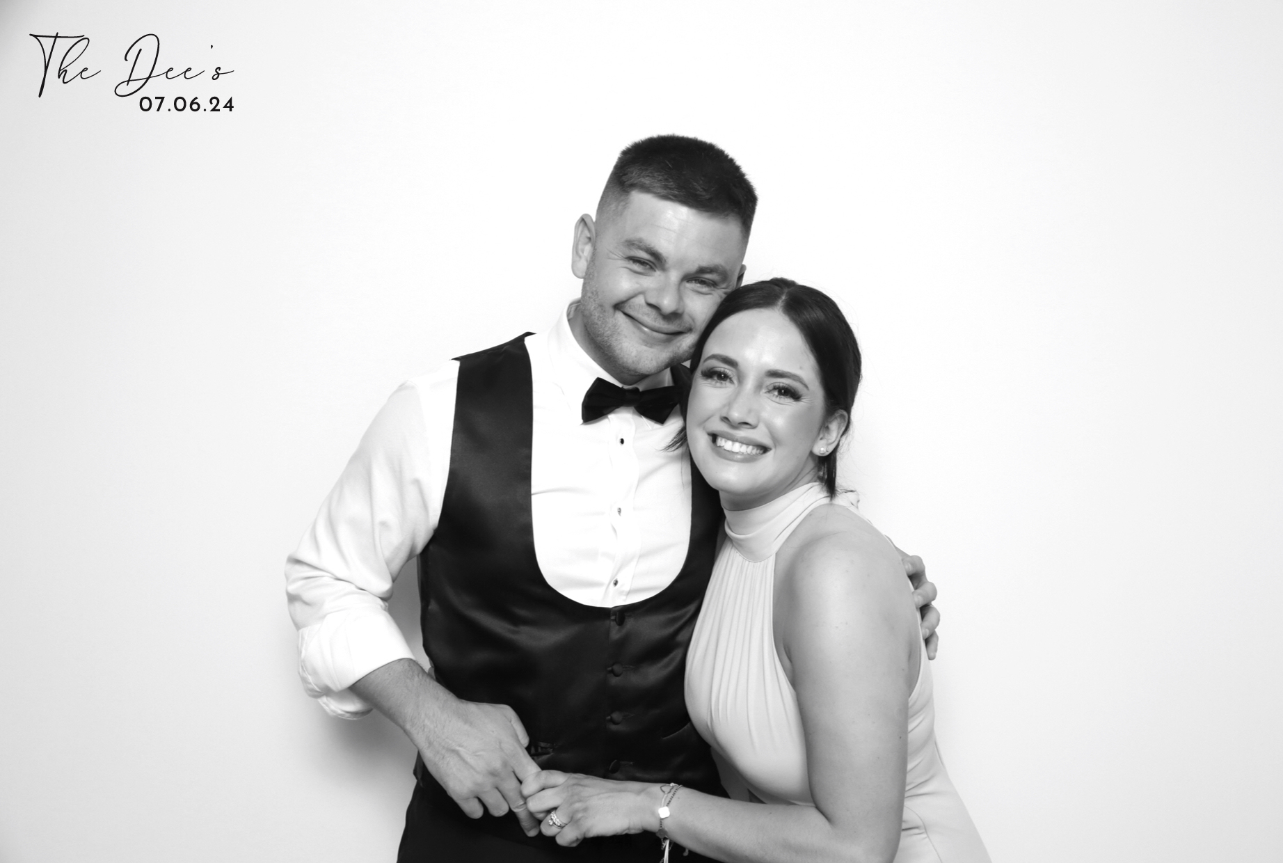 Megan & Scott | View more photos from the event at images.mobile-photo-booth.com/u/MobilePhotoBoothUK/Megan-Scott