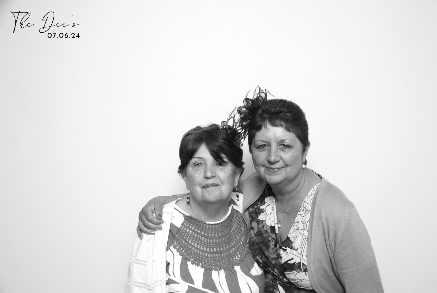 Megan & Scott | View more photos from the event at images.mobile-photo-booth.com/u/MobilePhotoBoothUK/Megan-Scott