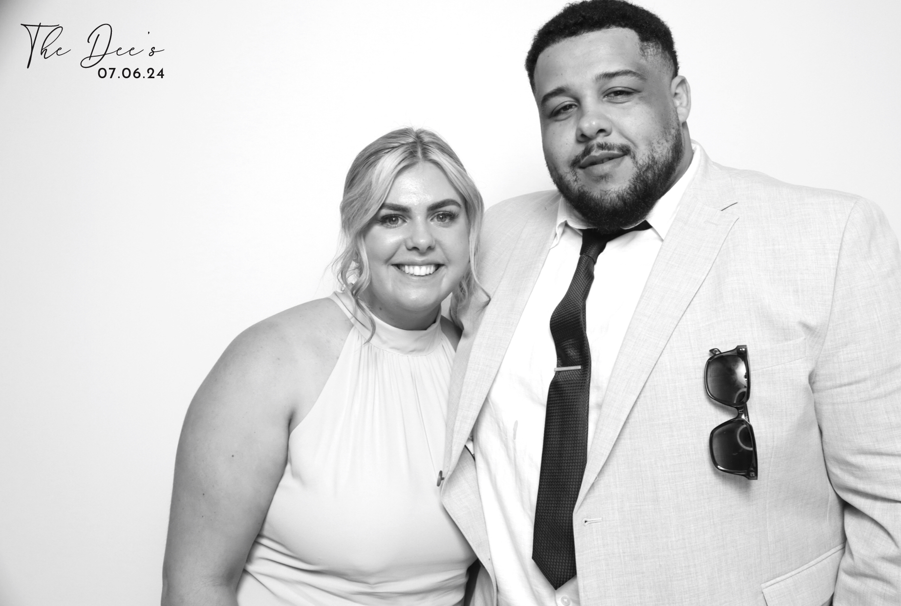 Megan & Scott | View more photos from the event at images.mobile-photo-booth.com/u/MobilePhotoBoothUK/Megan-Scott