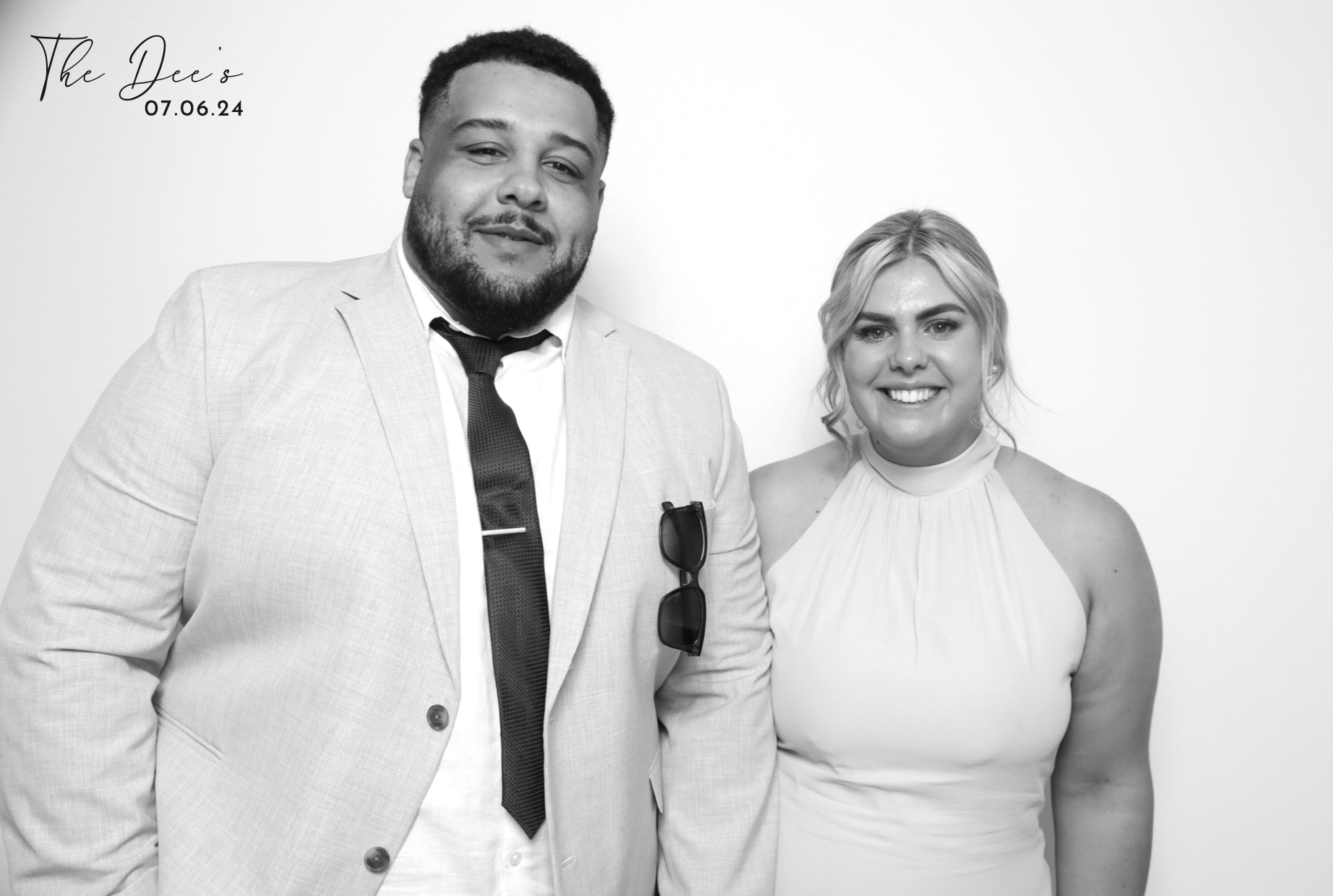 Megan & Scott | View more photos from the event at images.mobile-photo-booth.com/u/MobilePhotoBoothUK/Megan-Scott