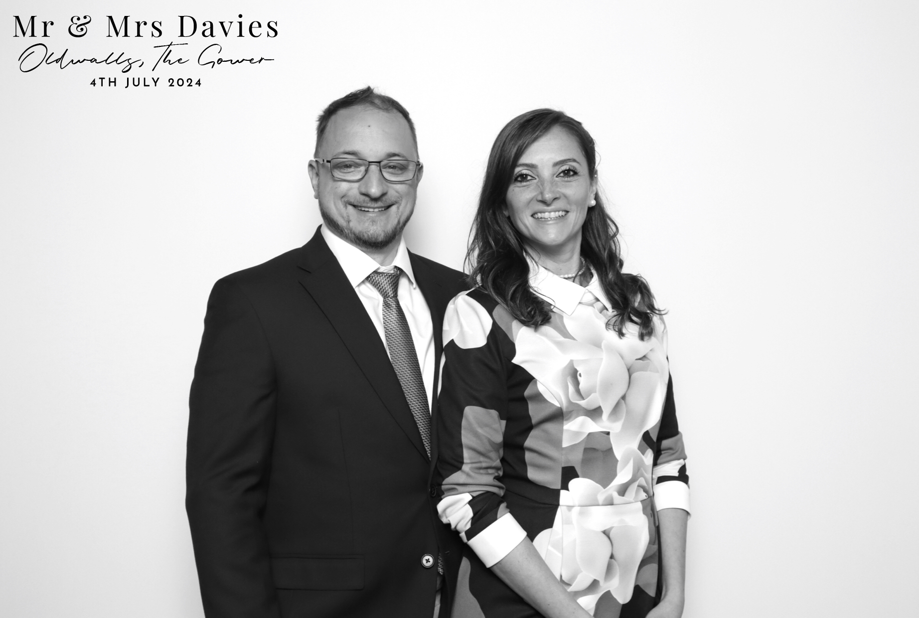 Mr & Mrs Davies | View more photos from the event at images.mobile-photo-booth.com/u/MobilePhotoBoothUK/Mr-Mrs-Davies