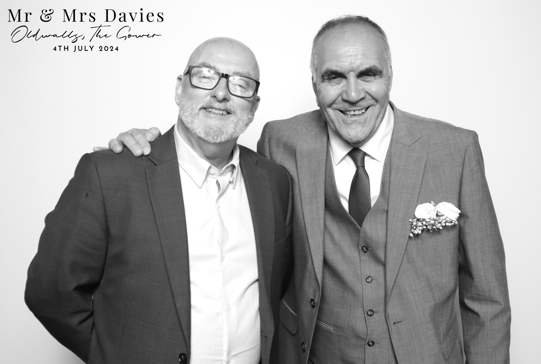 Mr & Mrs Davies | View more photos from the event at images.mobile-photo-booth.com/u/MobilePhotoBoothUK/Mr-Mrs-Davies