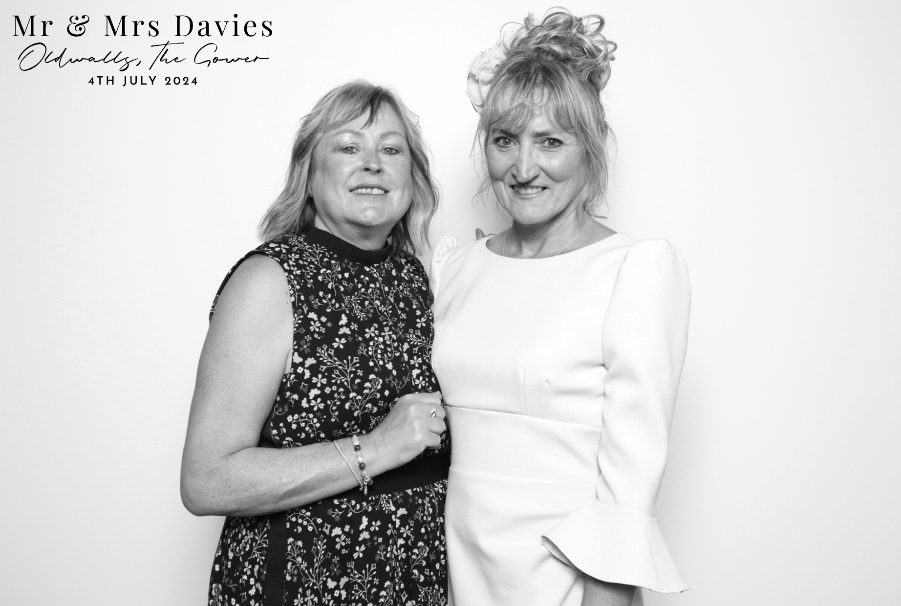Mr & Mrs Davies | View more photos from the event at images.mobile-photo-booth.com/u/MobilePhotoBoothUK/Mr-Mrs-Davies