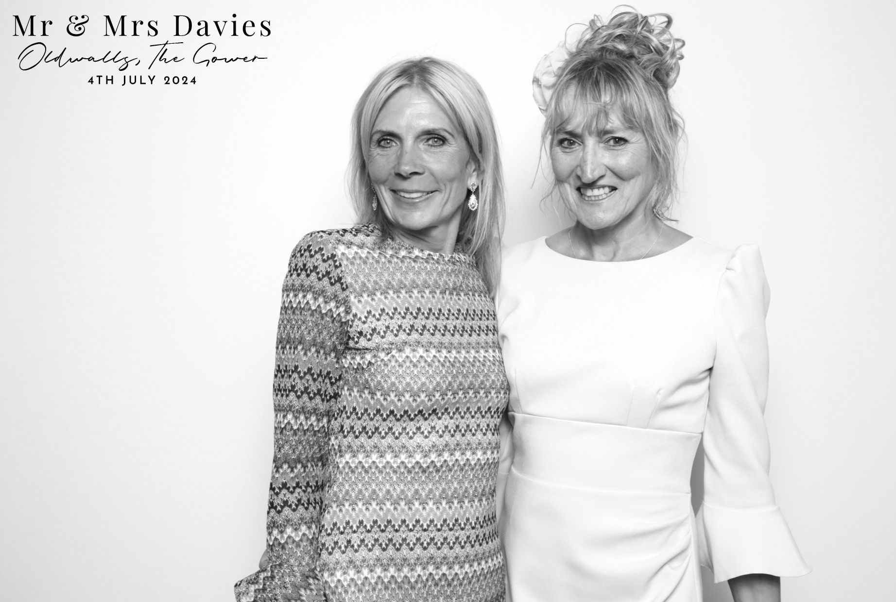 Mr & Mrs Davies | View more photos from the event at images.mobile-photo-booth.com/u/MobilePhotoBoothUK/Mr-Mrs-Davies