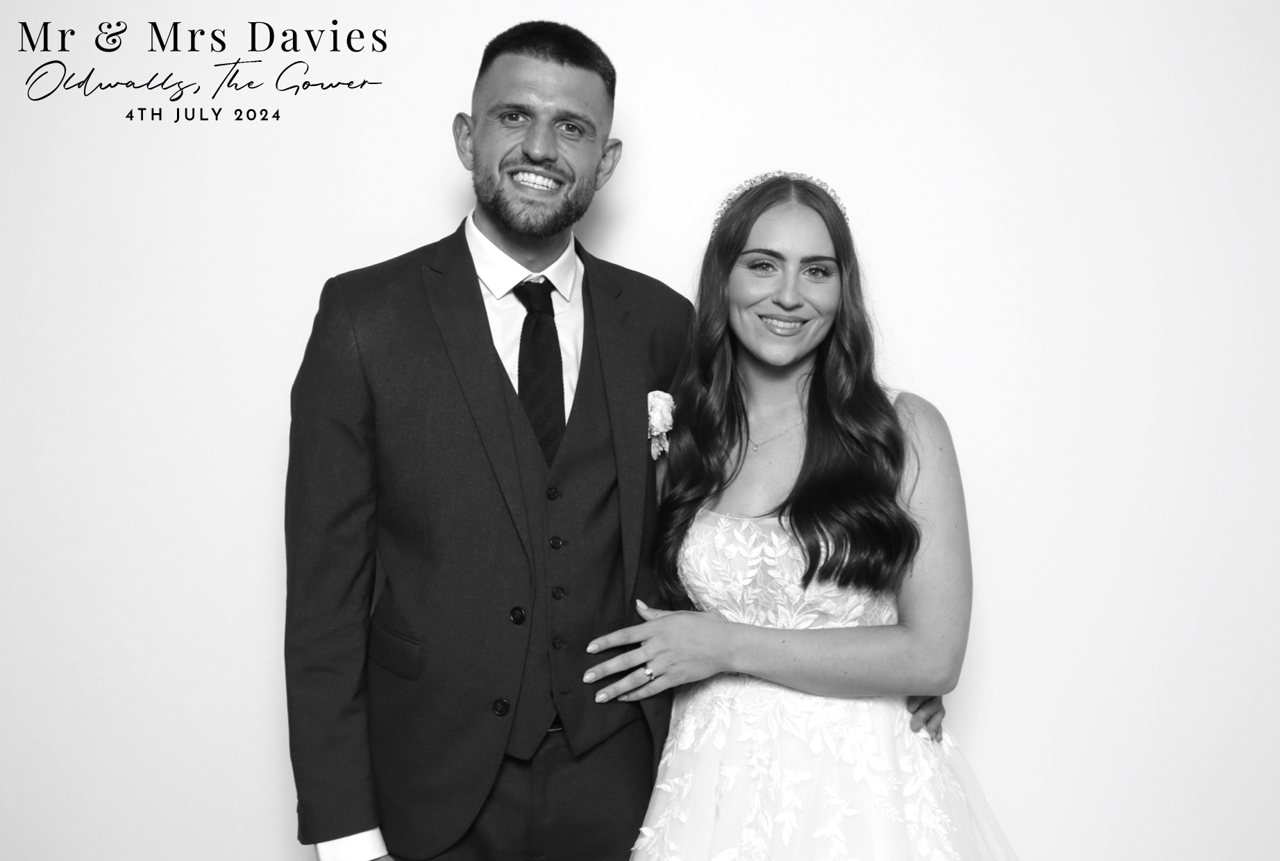 Mr & Mrs Davies | View more photos from the event at images.mobile-photo-booth.com/u/MobilePhotoBoothUK/Mr-Mrs-Davies