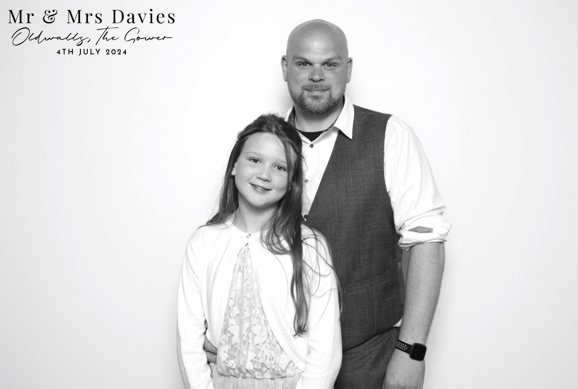 Mr & Mrs Davies | View more photos from the event at images.mobile-photo-booth.com/u/MobilePhotoBoothUK/Mr-Mrs-Davies