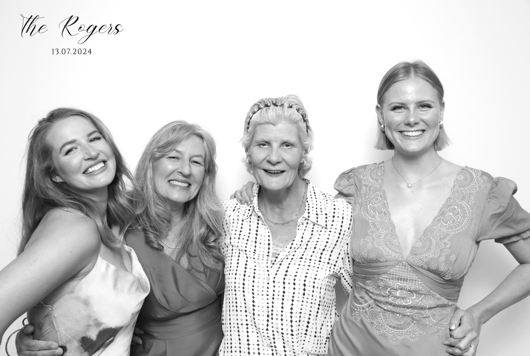 Naomi & Adam | View more photos from the event at images.mobile-photo-booth.com/u/MobilePhotoBoothUK/Naomi-Adam