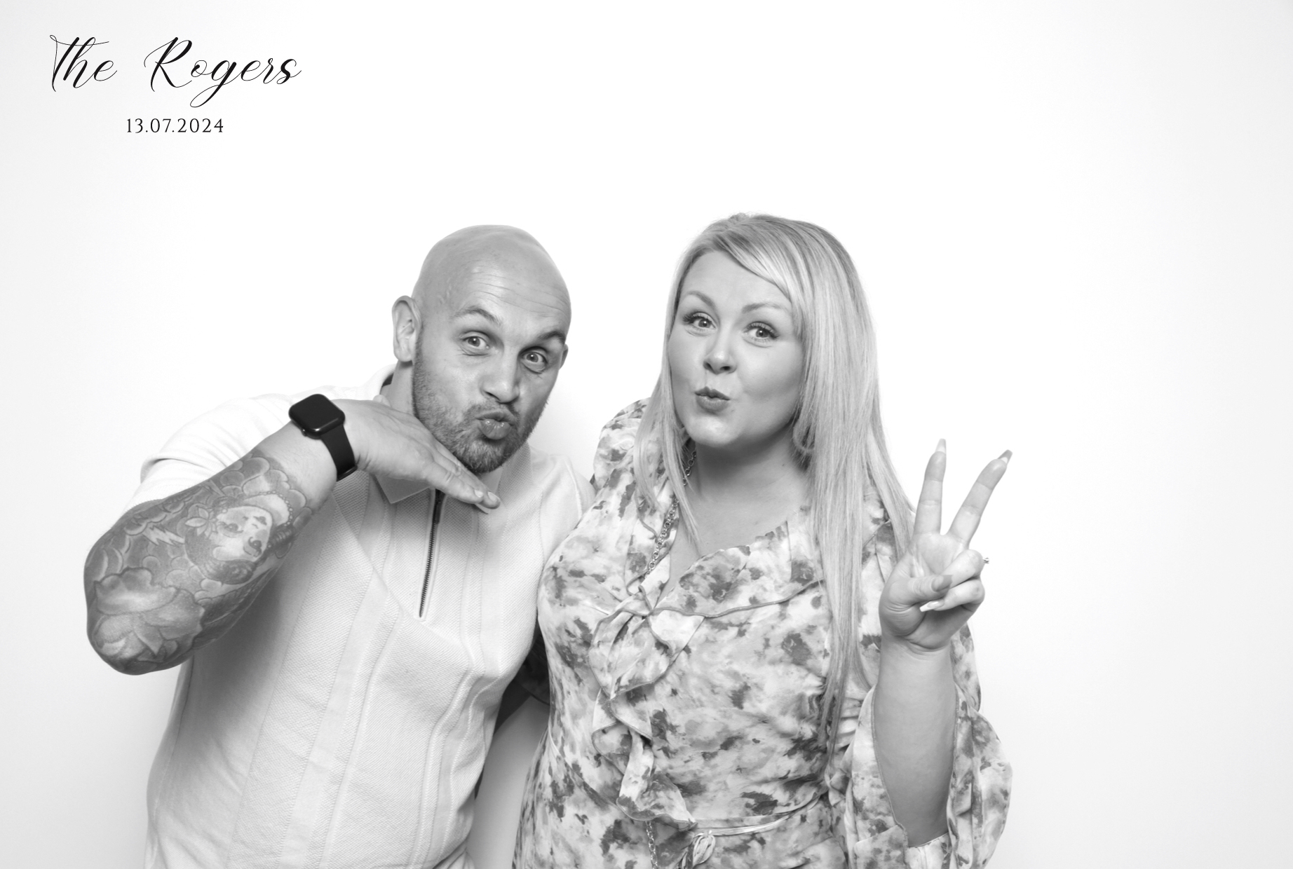 Naomi & Adam | View more photos from the event at images.mobile-photo-booth.com/u/MobilePhotoBoothUK/Naomi-Adam