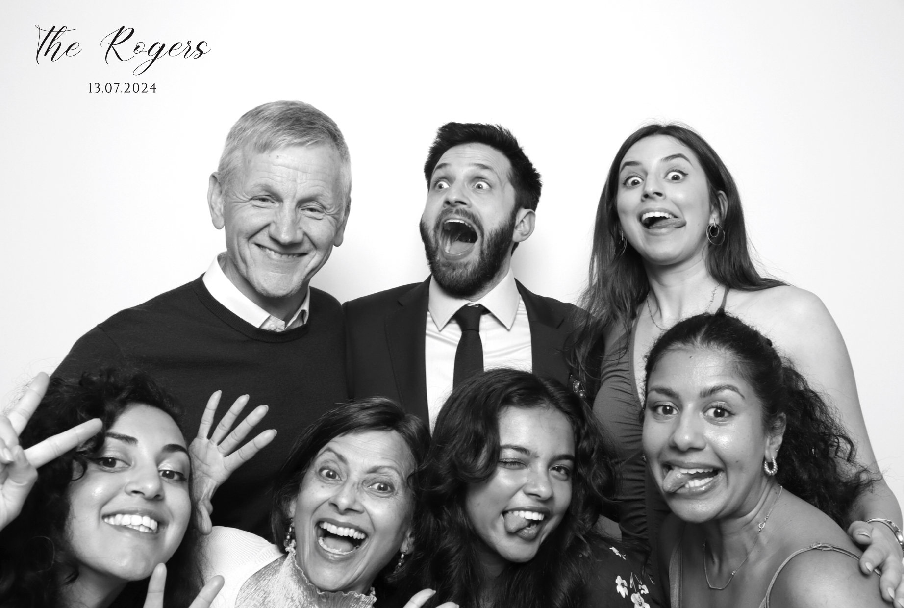Naomi & Adam | View more photos from the event at images.mobile-photo-booth.com/u/MobilePhotoBoothUK/Naomi-Adam