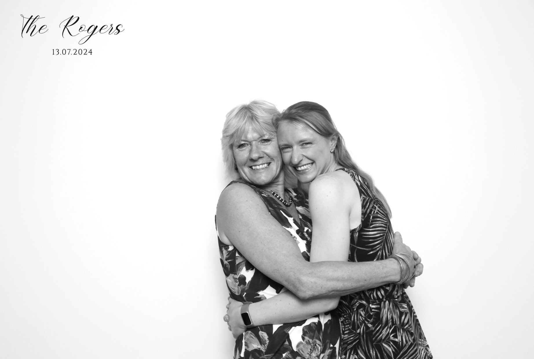 Naomi & Adam | View more photos from the event at images.mobile-photo-booth.com/u/MobilePhotoBoothUK/Naomi-Adam