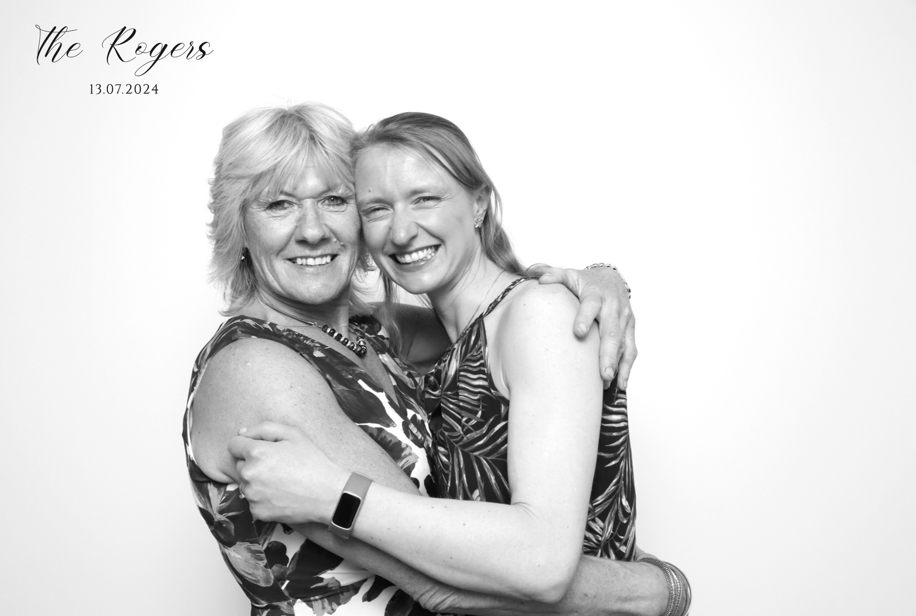 Naomi & Adam | View more photos from the event at images.mobile-photo-booth.com/u/MobilePhotoBoothUK/Naomi-Adam