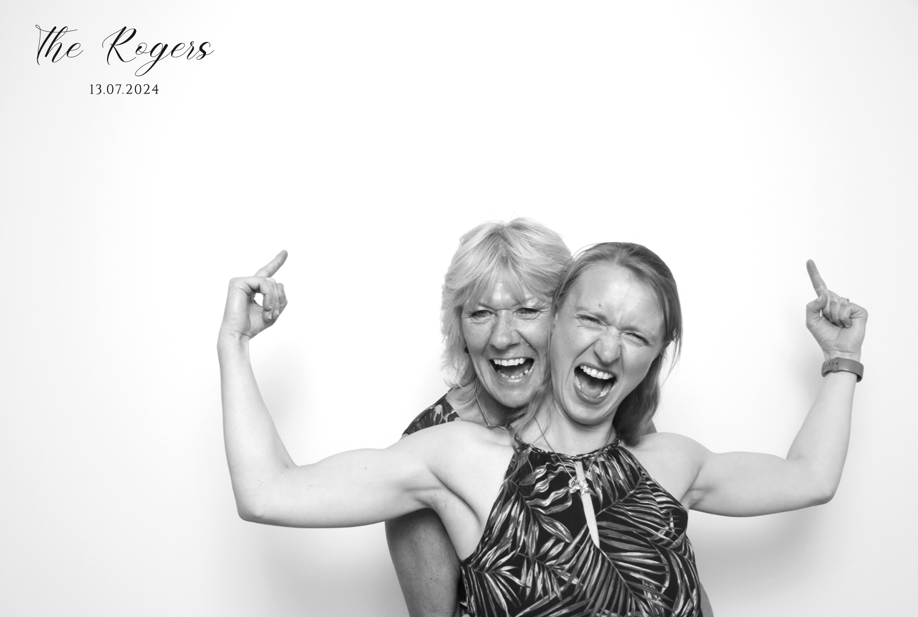 Naomi & Adam | View more photos from the event at images.mobile-photo-booth.com/u/MobilePhotoBoothUK/Naomi-Adam