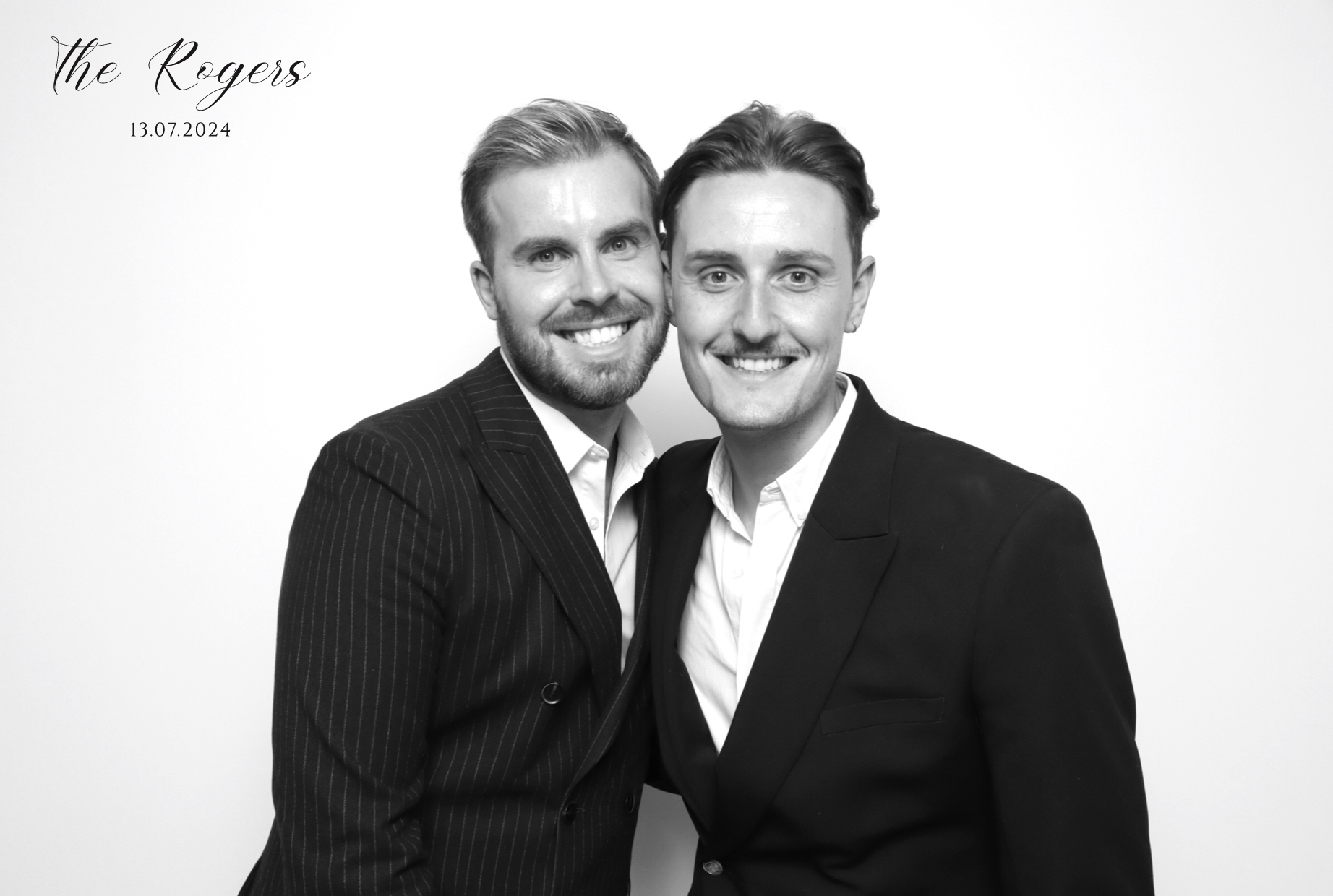 Naomi & Adam | View more photos from the event at images.mobile-photo-booth.com/u/MobilePhotoBoothUK/Naomi-Adam