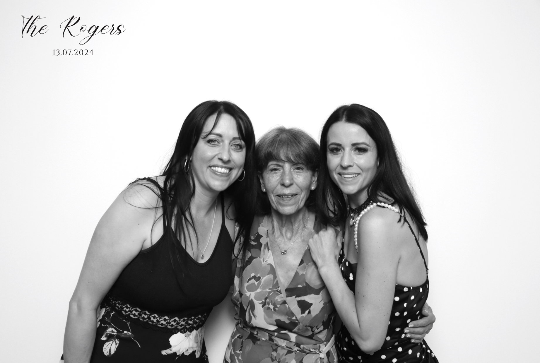 Naomi & Adam | View more photos from the event at images.mobile-photo-booth.com/u/MobilePhotoBoothUK/Naomi-Adam