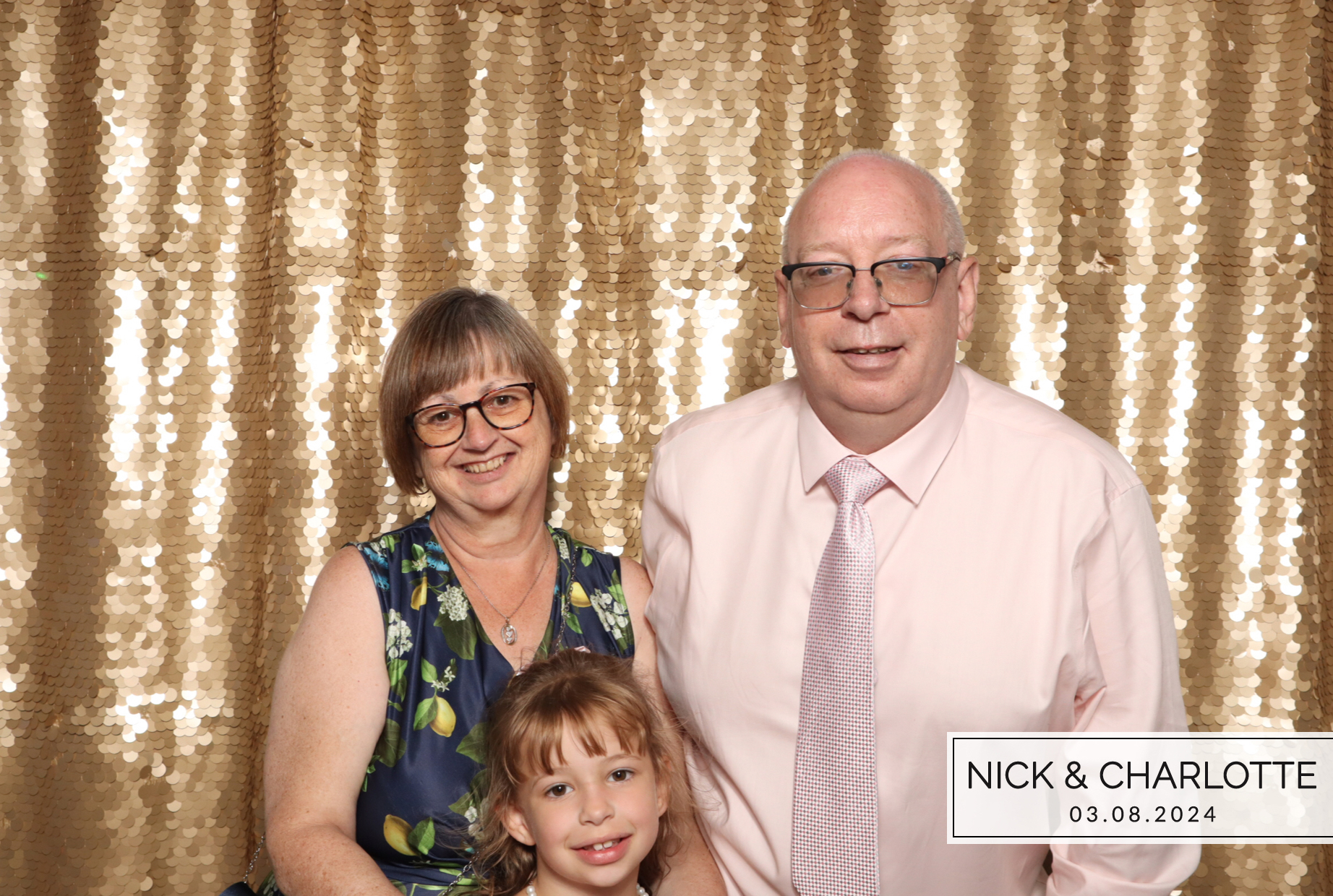 Nick & Charlotte | View more photos from the event at images.mobile-photo-booth.com/u/MobilePhotoBoothUK/Nick-Charlotte