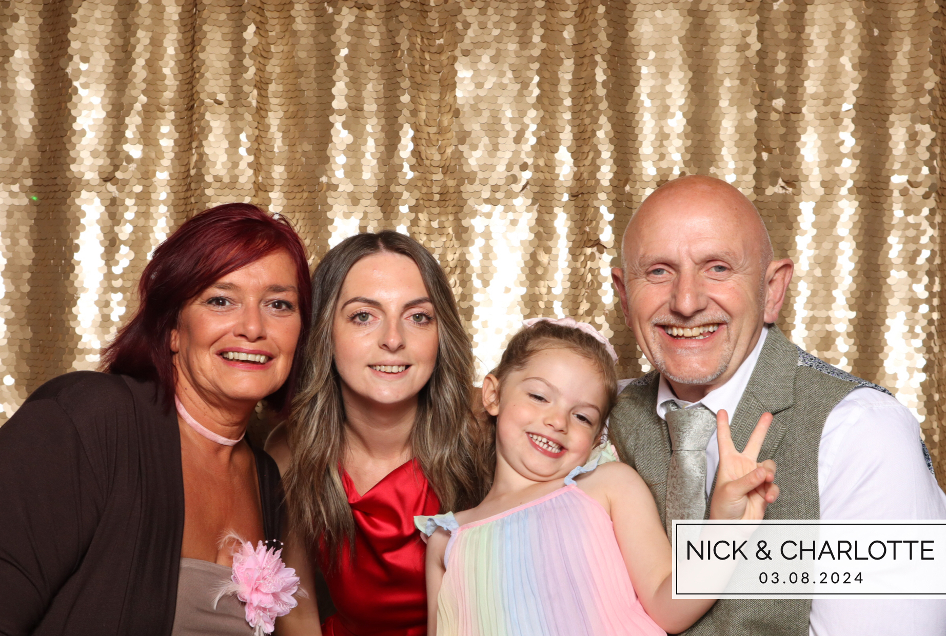 Nick & Charlotte | View more photos from the event at images.mobile-photo-booth.com/u/MobilePhotoBoothUK/Nick-Charlotte