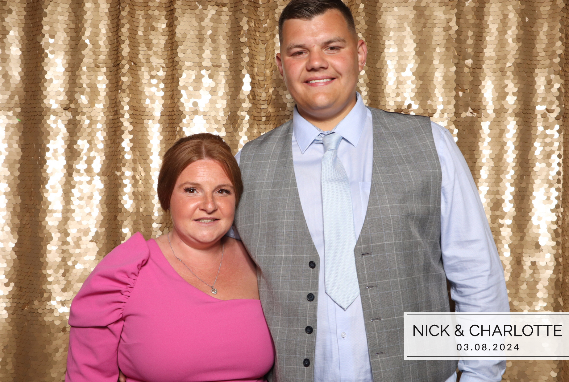 Nick & Charlotte | View more photos from the event at images.mobile-photo-booth.com/u/MobilePhotoBoothUK/Nick-Charlotte