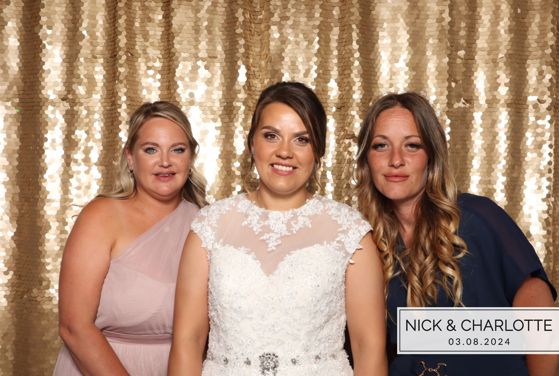 Nick & Charlotte | View more photos from the event at images.mobile-photo-booth.com/u/MobilePhotoBoothUK/Nick-Charlotte