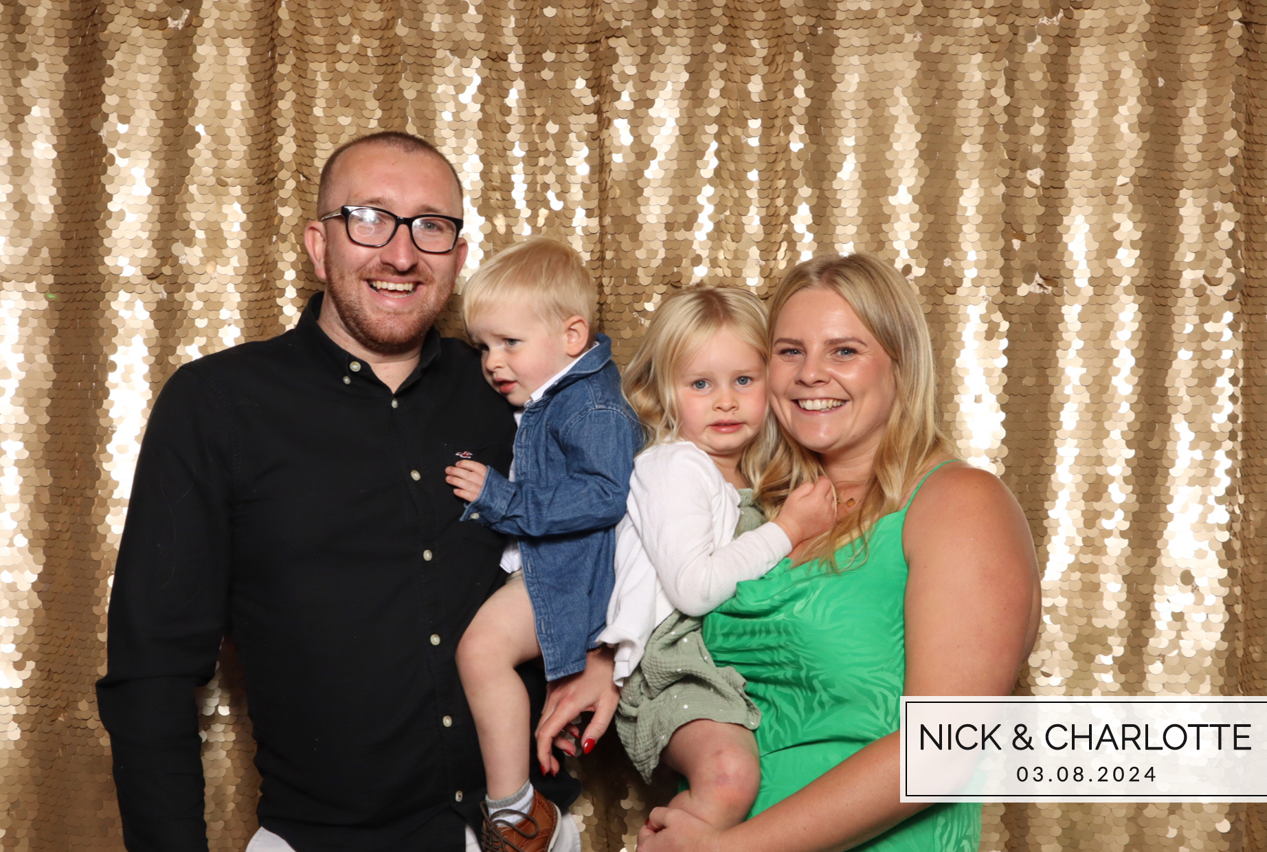 Nick & Charlotte | View more photos from the event at images.mobile-photo-booth.com/u/MobilePhotoBoothUK/Nick-Charlotte