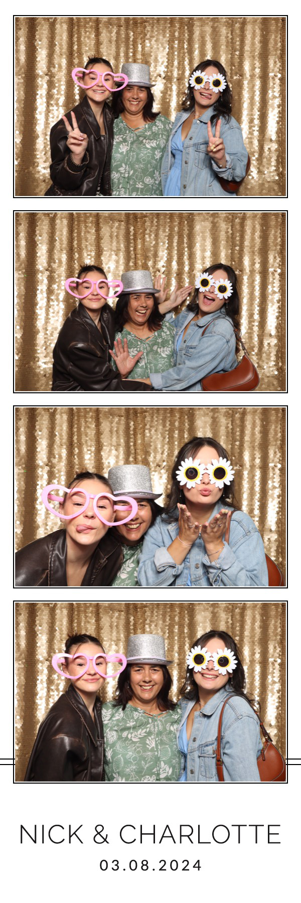 Nick & Charlotte | View more photos from the event at images.mobile-photo-booth.com/u/MobilePhotoBoothUK/Nick-Charlotte