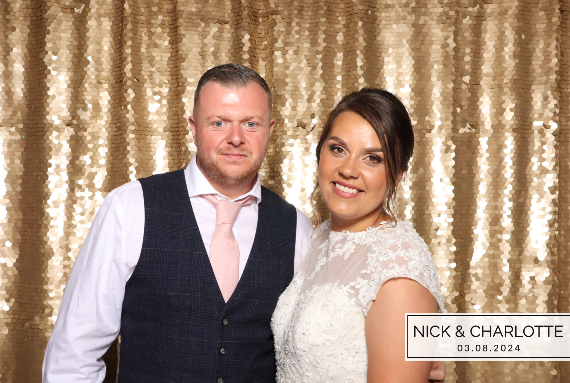 Nick & Charlotte | View more photos from the event at images.mobile-photo-booth.com/u/MobilePhotoBoothUK/Nick-Charlotte