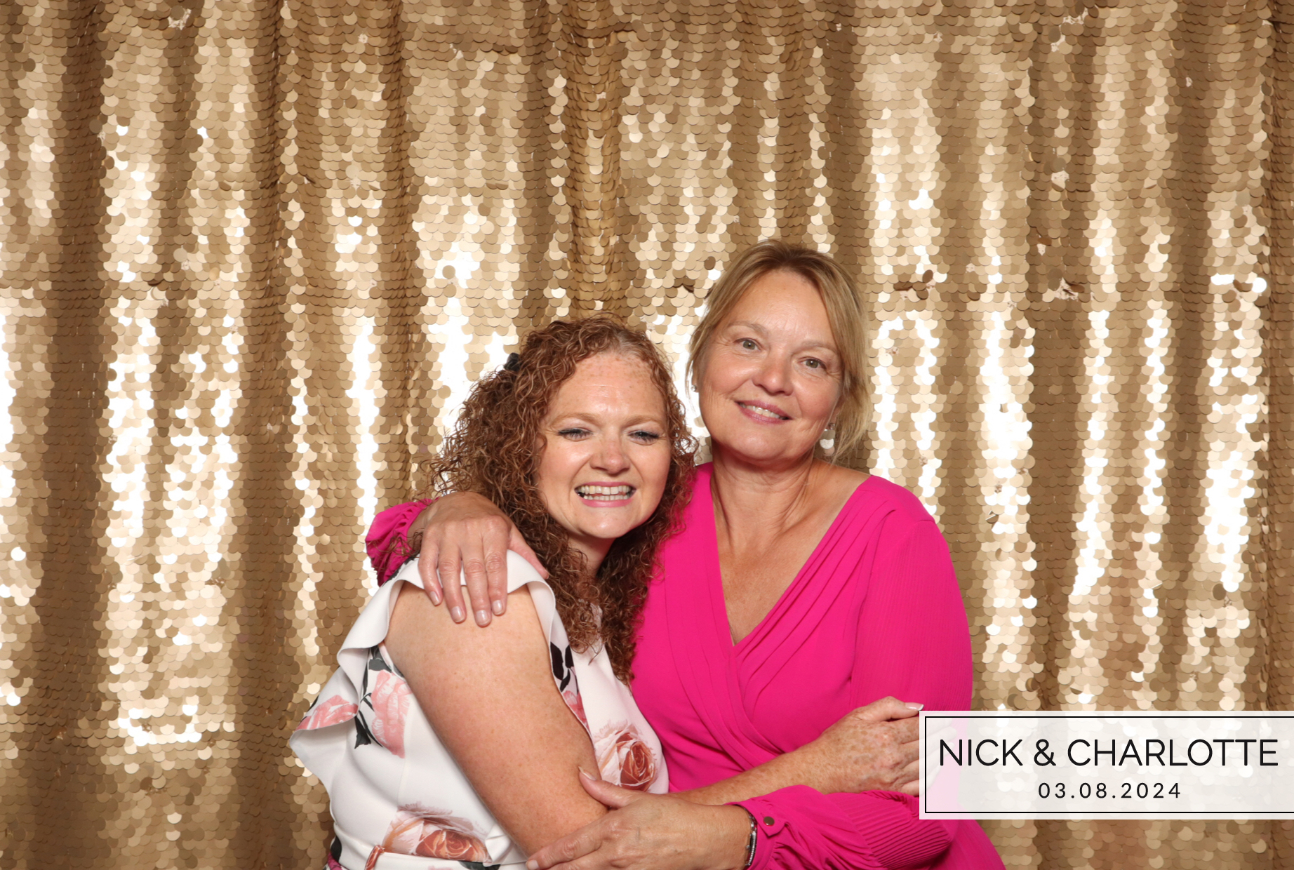 Nick & Charlotte | View more photos from the event at images.mobile-photo-booth.com/u/MobilePhotoBoothUK/Nick-Charlotte