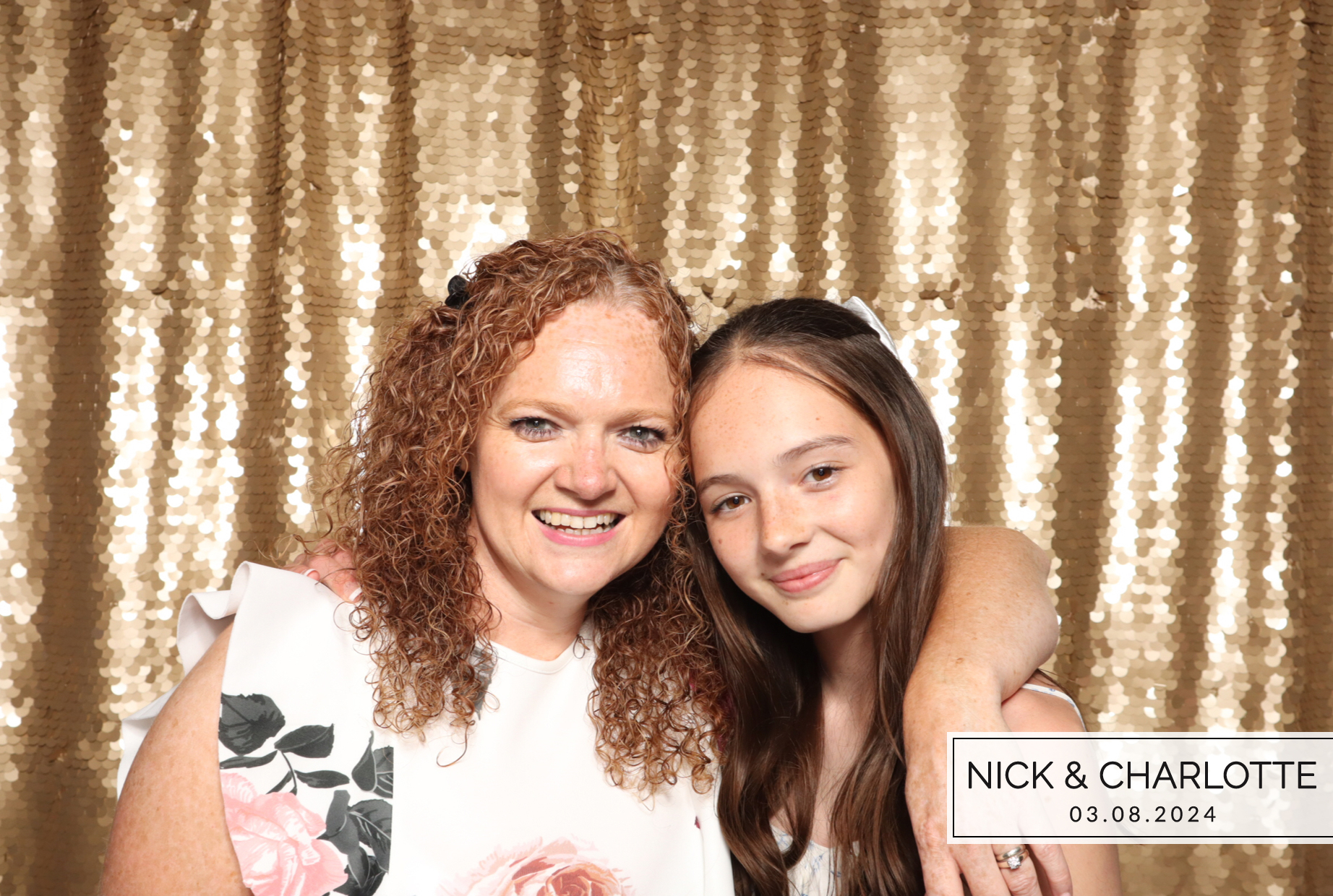Nick & Charlotte | View more photos from the event at images.mobile-photo-booth.com/u/MobilePhotoBoothUK/Nick-Charlotte