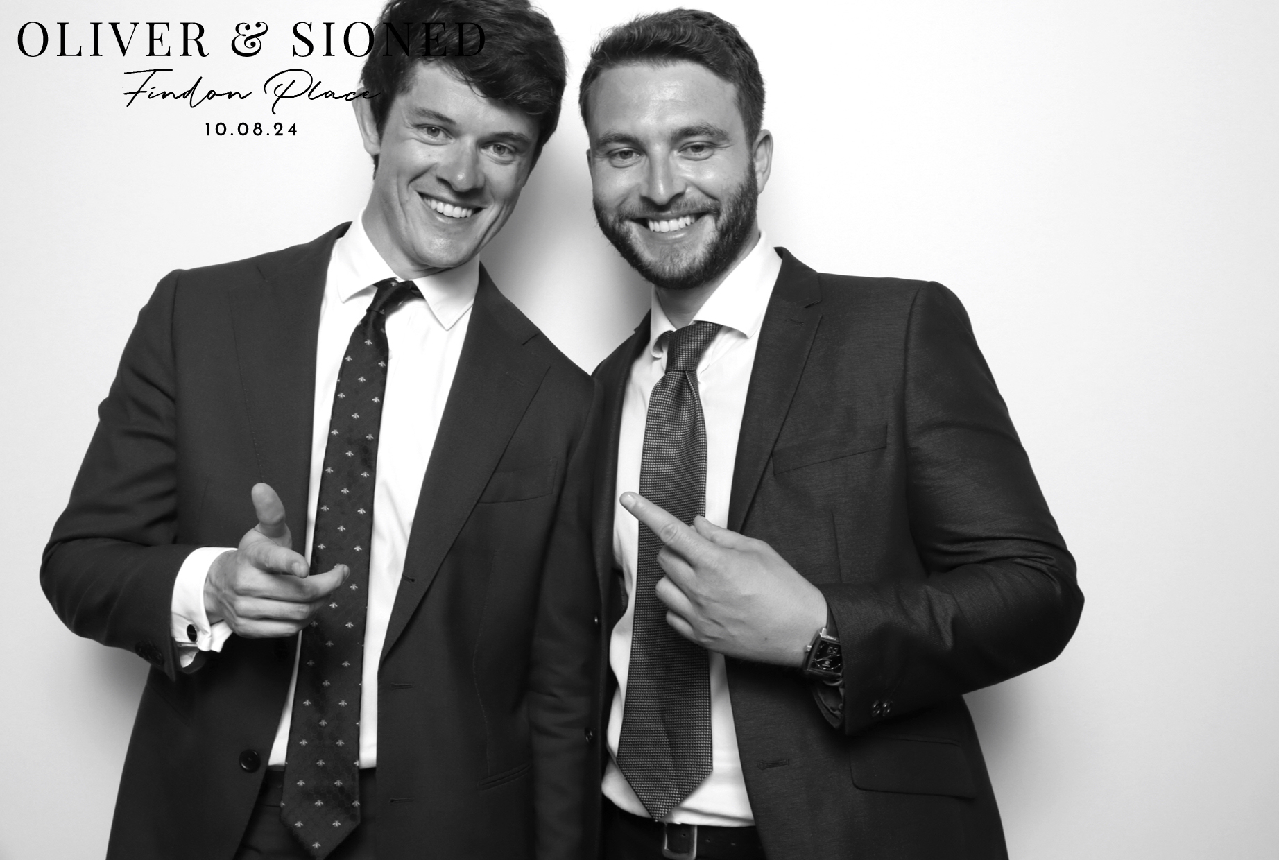 Oliver & Sioned | View more photos from the event at images.mobile-photo-booth.com/u/MobilePhotoBoothUK/Oliver-Sioned
