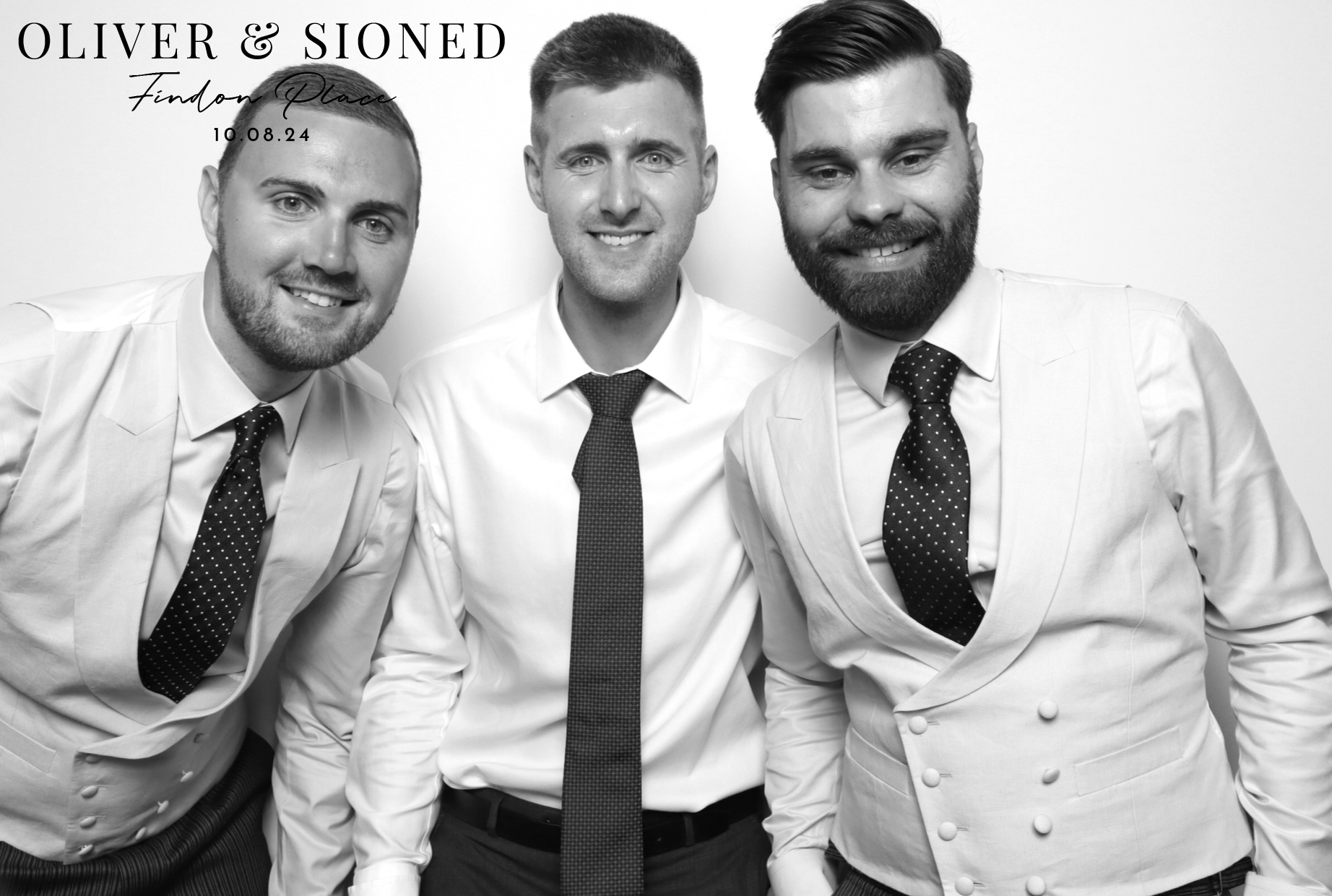Oliver & Sioned | View more photos from the event at images.mobile-photo-booth.com/u/MobilePhotoBoothUK/Oliver-Sioned