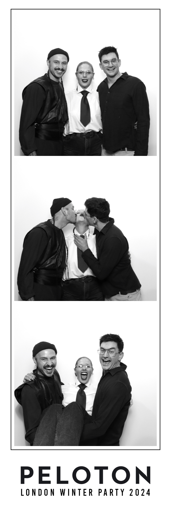 Peloton Christmas Party | View more photos from the event at images.mobile-photo-booth.com/u/MobilePhotoBoothUK/Peloton-Christmas-Party-0