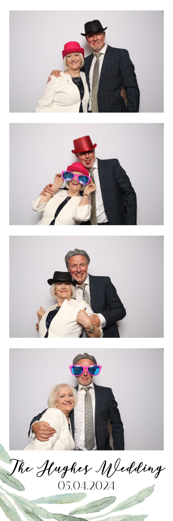 Sam & Kelsey | View more photos from the event at images.mobile-photo-booth.com/u/MobilePhotoBoothUK/Sam-Kelsey