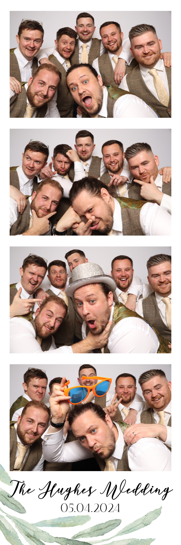 Sam & Kelsey | View more photos from the event at images.mobile-photo-booth.com/u/MobilePhotoBoothUK/Sam-Kelsey