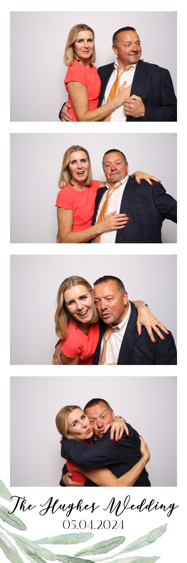 Sam & Kelsey | View more photos from the event at images.mobile-photo-booth.com/u/MobilePhotoBoothUK/Sam-Kelsey