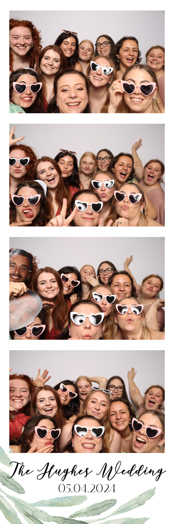 Sam & Kelsey | View more photos from the event at images.mobile-photo-booth.com/u/MobilePhotoBoothUK/Sam-Kelsey