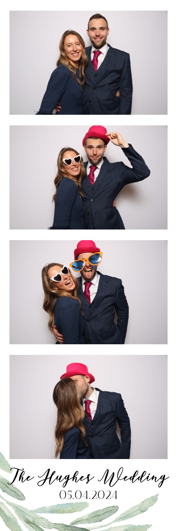Sam & Kelsey | View more photos from the event at images.mobile-photo-booth.com/u/MobilePhotoBoothUK/Sam-Kelsey