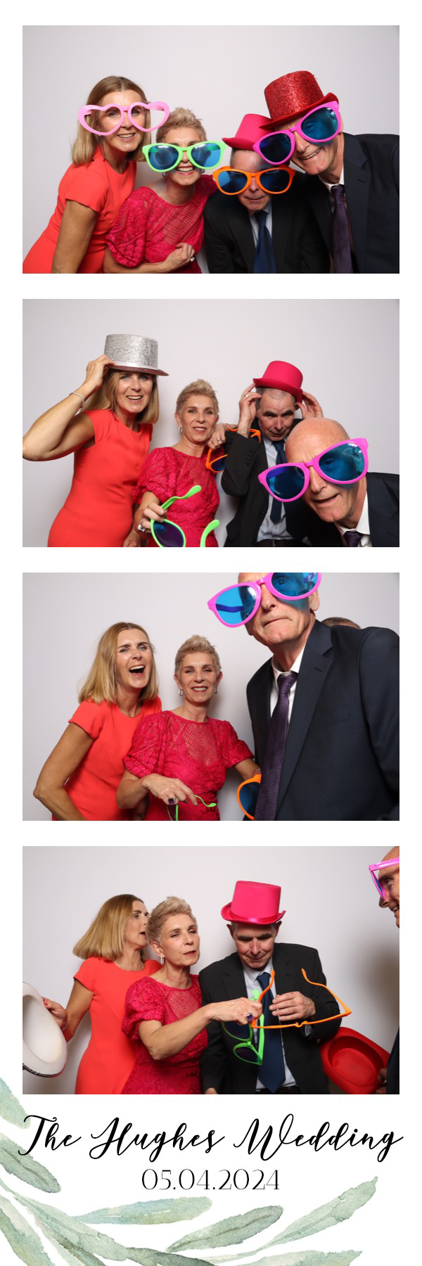 Sam & Kelsey | View more photos from the event at images.mobile-photo-booth.com/u/MobilePhotoBoothUK/Sam-Kelsey