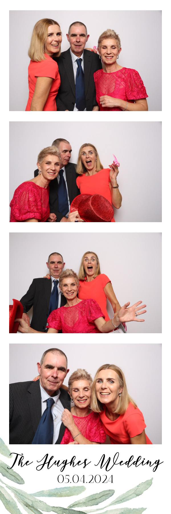 Sam & Kelsey | View more photos from the event at images.mobile-photo-booth.com/u/MobilePhotoBoothUK/Sam-Kelsey