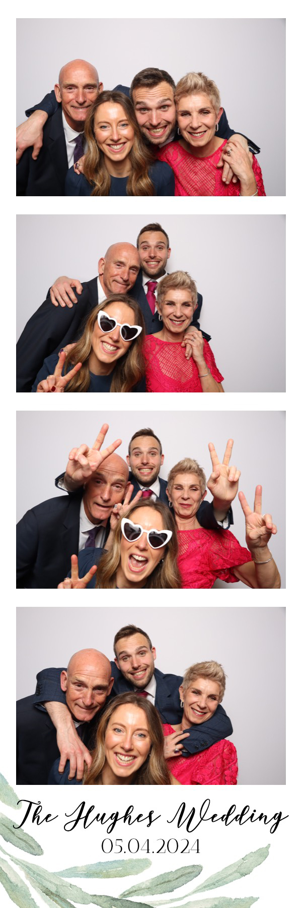Sam & Kelsey | View more photos from the event at images.mobile-photo-booth.com/u/MobilePhotoBoothUK/Sam-Kelsey