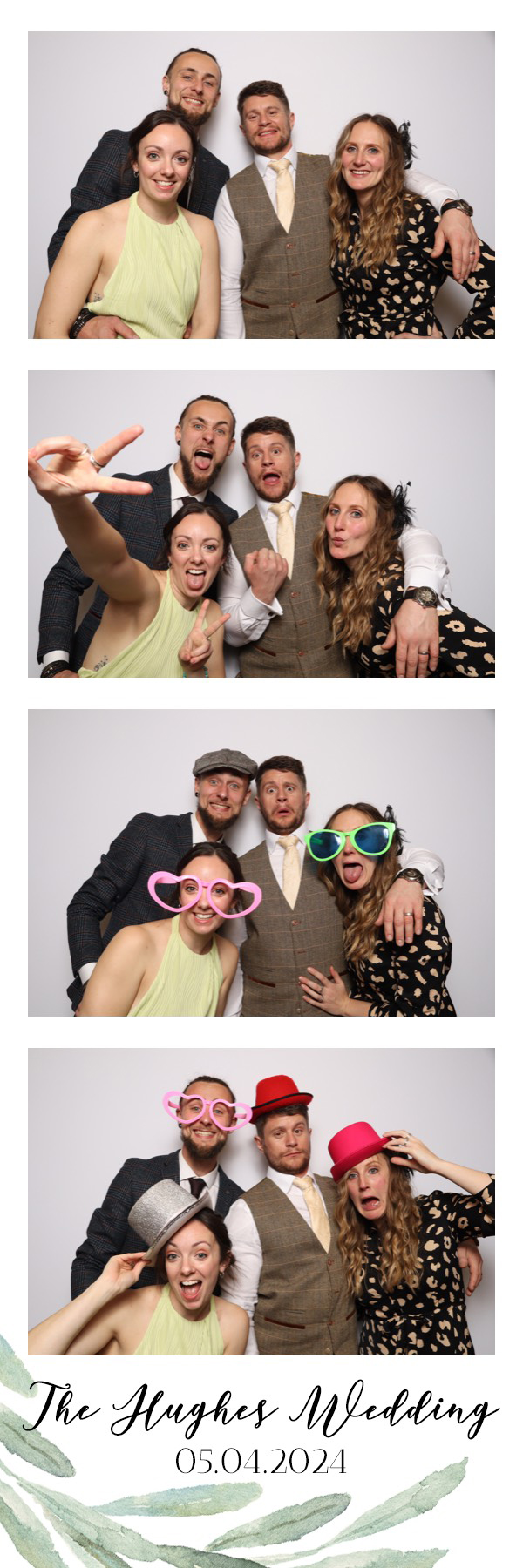 Sam & Kelsey | View more photos from the event at images.mobile-photo-booth.com/u/MobilePhotoBoothUK/Sam-Kelsey