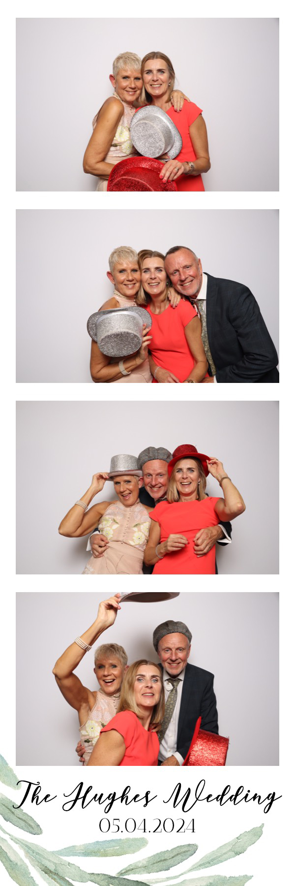 Sam & Kelsey | View more photos from the event at images.mobile-photo-booth.com/u/MobilePhotoBoothUK/Sam-Kelsey