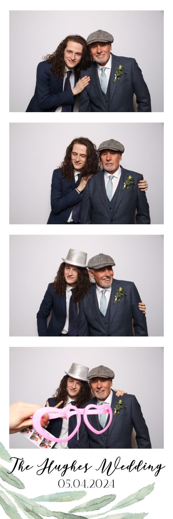 Sam & Kelsey | View more photos from the event at images.mobile-photo-booth.com/u/MobilePhotoBoothUK/Sam-Kelsey