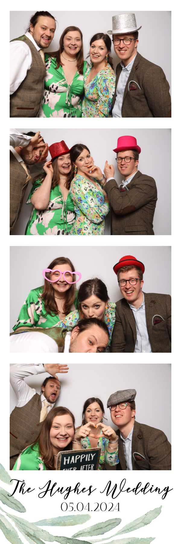 Sam & Kelsey | View more photos from the event at images.mobile-photo-booth.com/u/MobilePhotoBoothUK/Sam-Kelsey
