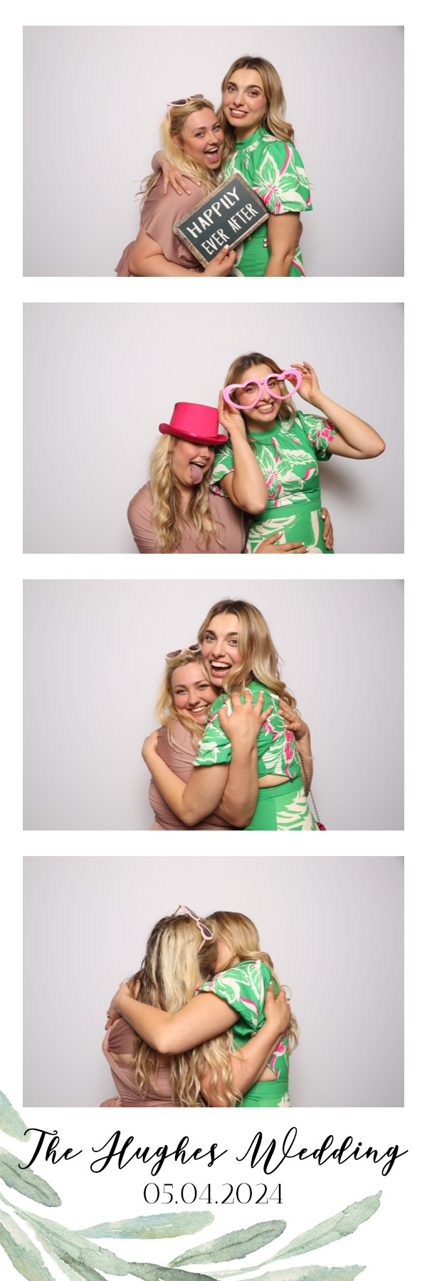 Sam & Kelsey | View more photos from the event at images.mobile-photo-booth.com/u/MobilePhotoBoothUK/Sam-Kelsey