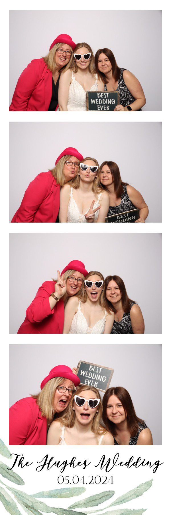 Sam & Kelsey | View more photos from the event at images.mobile-photo-booth.com/u/MobilePhotoBoothUK/Sam-Kelsey