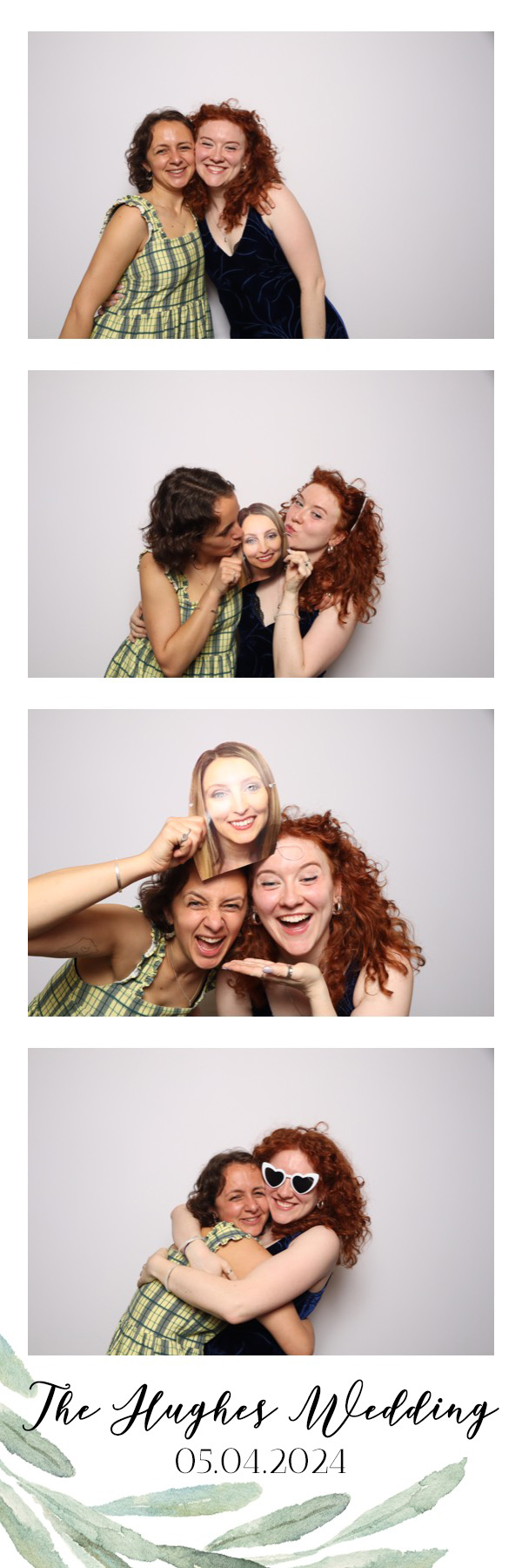 Sam & Kelsey | View more photos from the event at images.mobile-photo-booth.com/u/MobilePhotoBoothUK/Sam-Kelsey