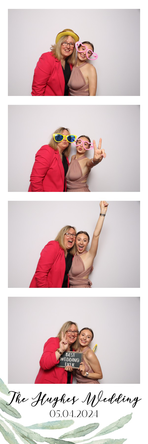 Sam & Kelsey | View more photos from the event at images.mobile-photo-booth.com/u/MobilePhotoBoothUK/Sam-Kelsey